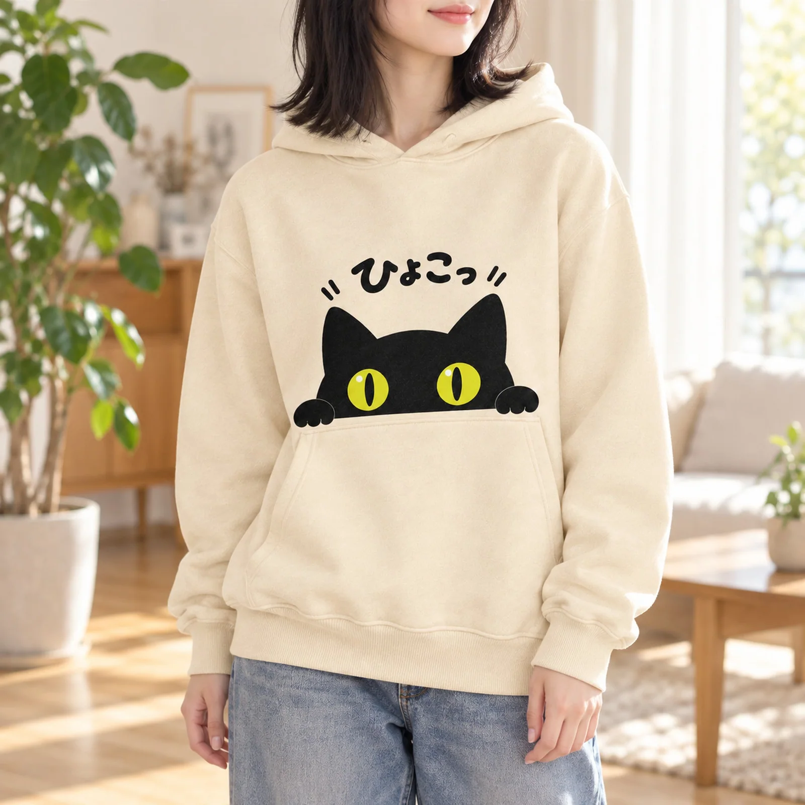 ひょこっ。黒猫パーカー
