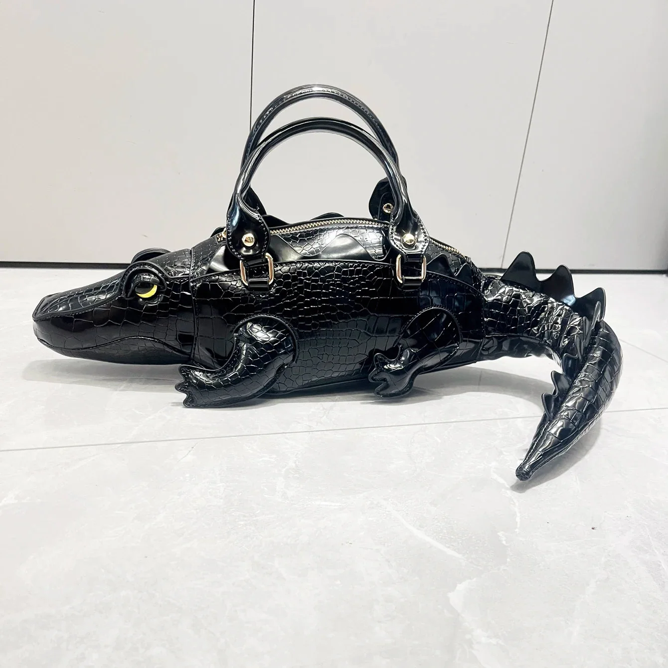 クロコダイル シェイプバッグの商品画像（画像7）